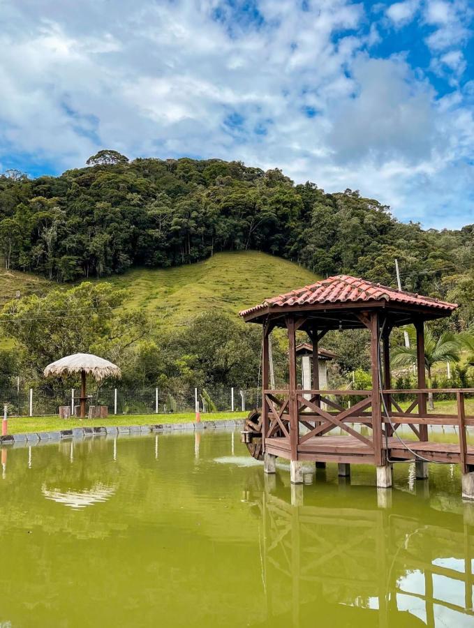 Ampla Casa De Campo - Afaven Aguas Mornas المظهر الخارجي الصورة